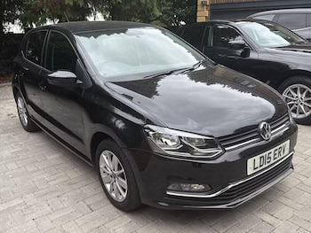 Used Volkswagen Polo 2015 for sale - 75632009: Photo