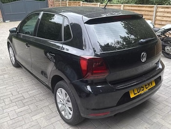 Used Volkswagen Polo 2015 for sale - 75632009: Photo
