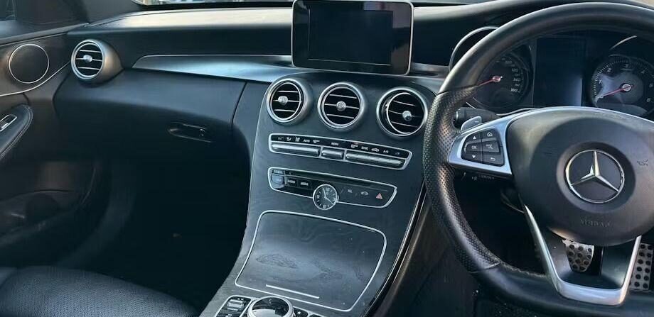Used Mercedes-Benz C Class 2018 for sale - 77744461: Photo 5