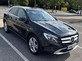 Mercedes-Benz - GLA