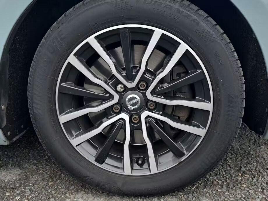 Used Volvo V40 2018 for sale - 77820365: Photo 8