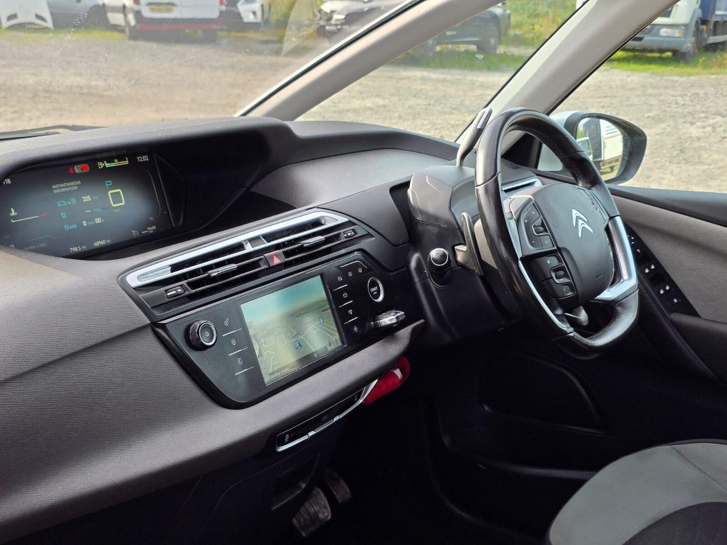 Used Citroen C4 Grand Picasso 2016 for sale - 76106778: Photo 18