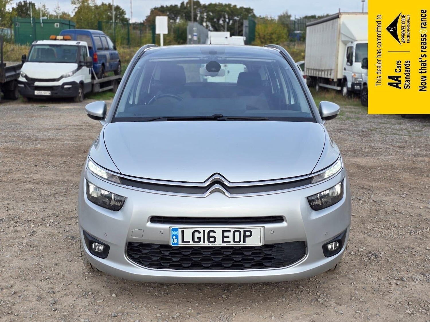 Used Citroen C4 Grand Picasso 2016 for sale - 76106778: Photo 2