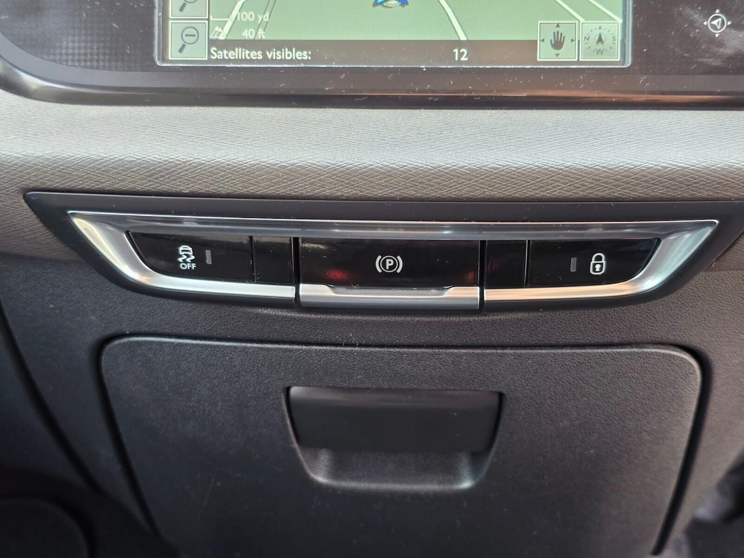 Used Citroen C4 Grand Picasso 2016 for sale - 76106778: Photo 24