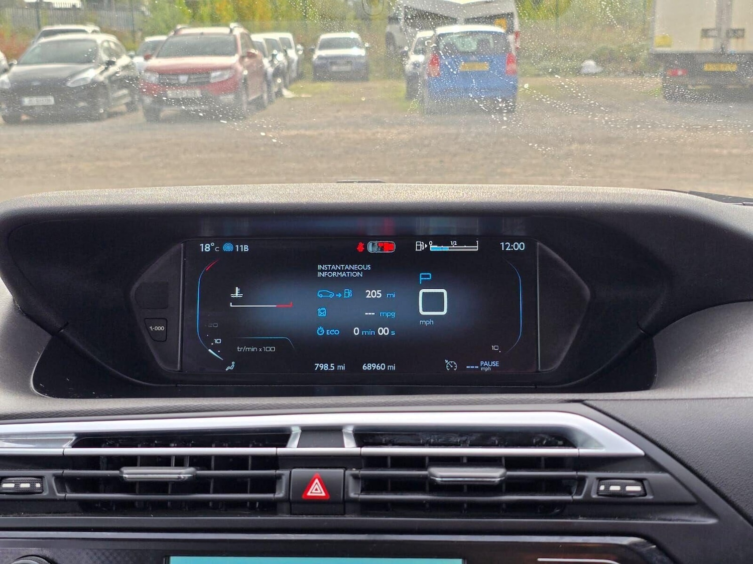 Used Citroen C4 Grand Picasso 2016 for sale - 76106778: Photo 26