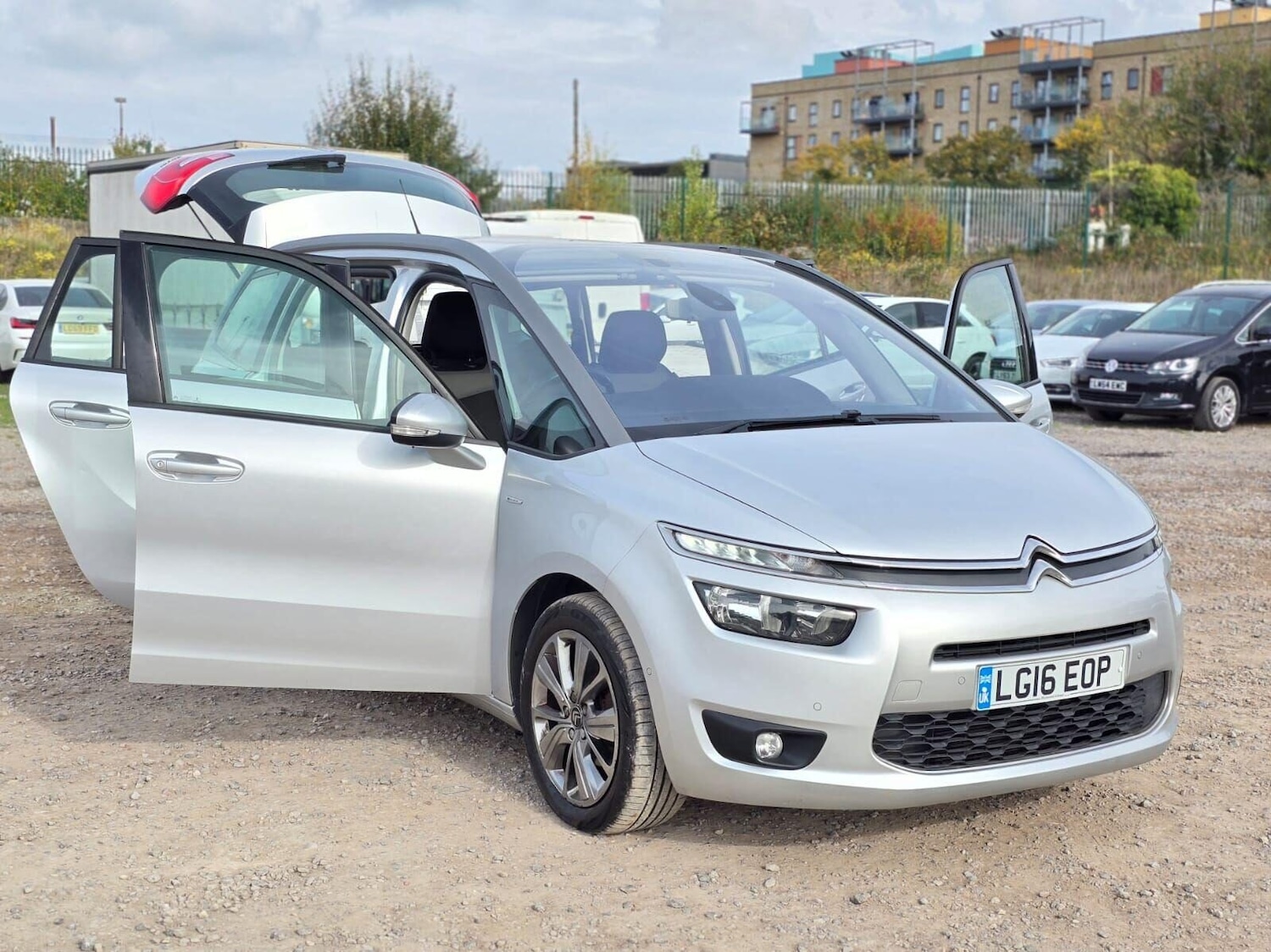 Used Citroen C4 Grand Picasso 2016 for sale - 76106778: Photo 5