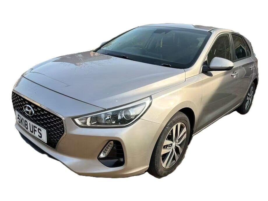 Used Hyundai i30 2018 for sale - 77997096: Photo 2