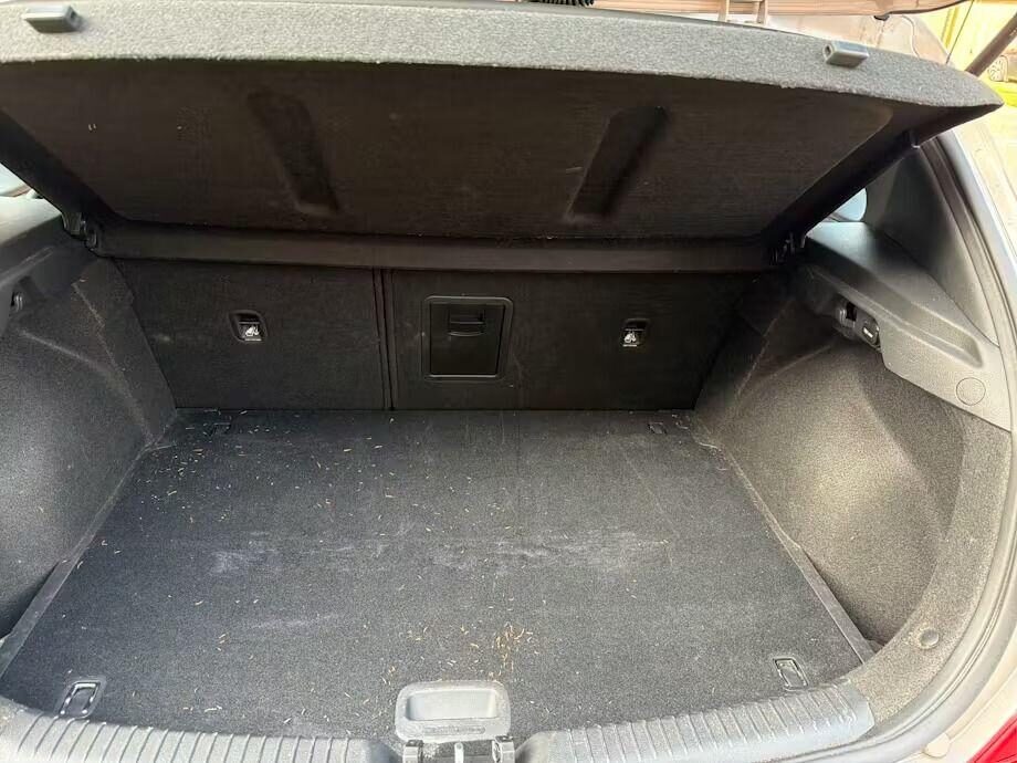 Used Hyundai i30 2018 for sale - 77997096: Photo 9