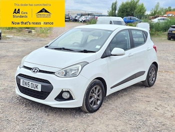 Used Hyundai i10 2015 for sale - 75157006: Photo