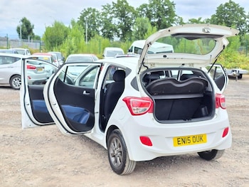 Used Hyundai i10 2015 for sale - 75157006: Photo