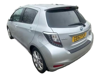 Used Toyota Yaris 2012 for sale - 77967722: Photo