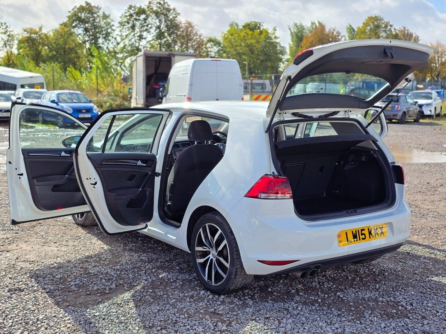 Used Volkswagen Golf 2015 for sale - 76181262: Photo 11