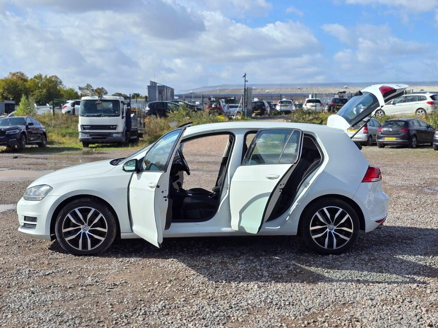 Used Volkswagen Golf 2015 for sale - 76181262: Photo 13