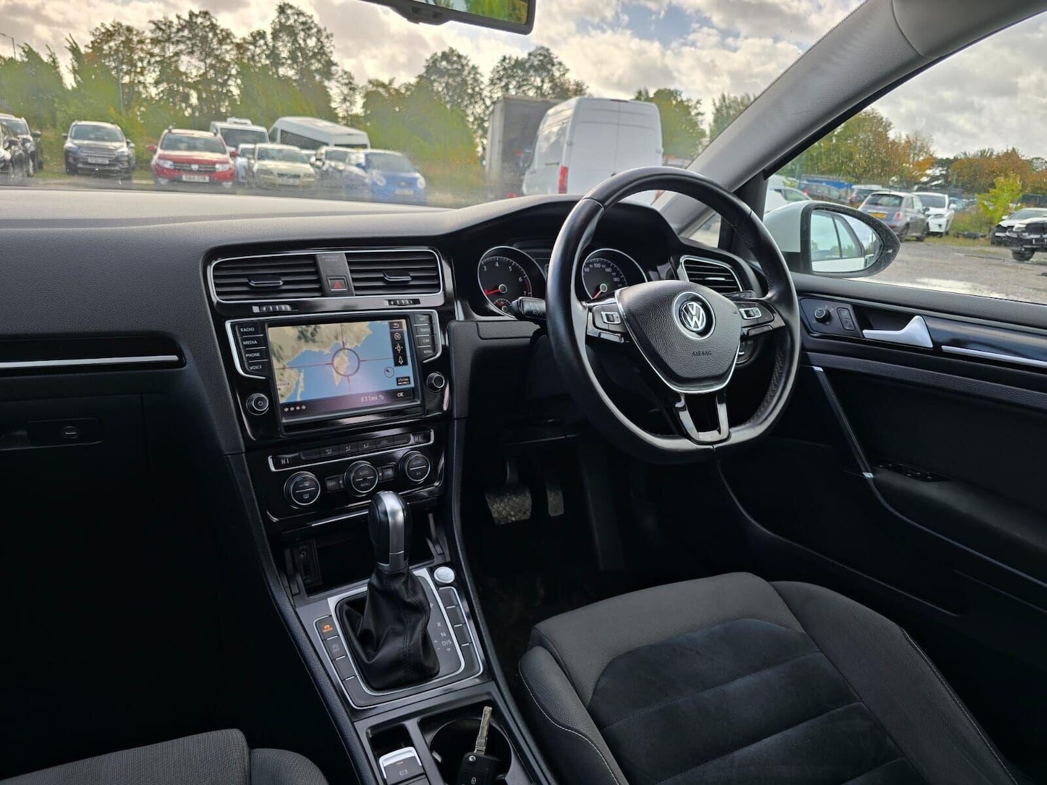 Used Volkswagen Golf 2015 for sale - 76181262: Photo 22