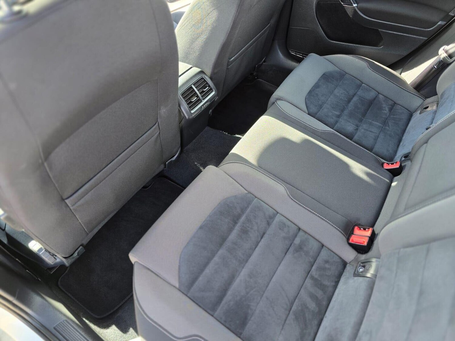 Used Volkswagen Golf 2015 for sale - 76181262: Photo 27