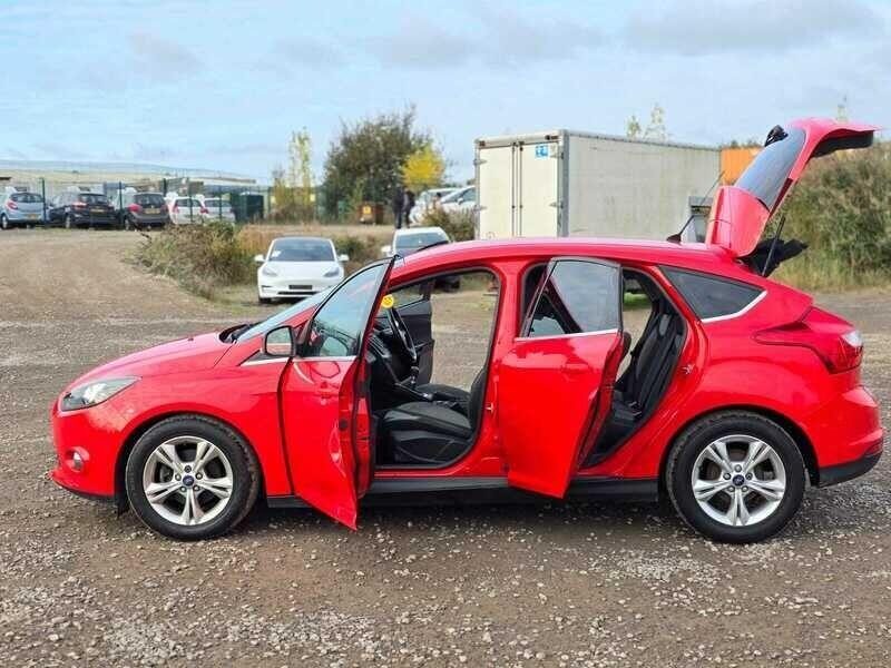 Used Ford Focus 2012 for sale - 77628895: Photo 10