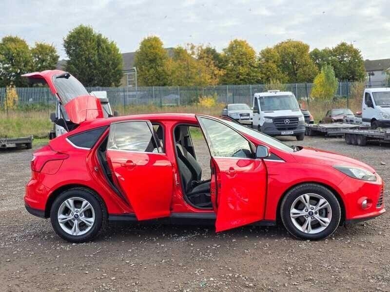 Used Ford Focus 2012 for sale - 77628895: Photo 14