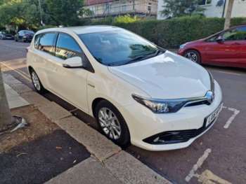 2016 (16) - 1.8 VVT-h Business Edition CVT Euro 6 (s/s) 5dr