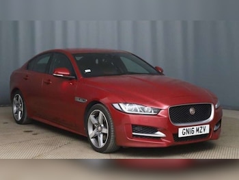 Used Jaguar XE 2016 for sale - 78926619: Photo