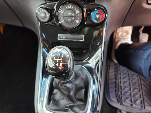 Used Ford Fiesta 2014 for sale - 75425727: Photo 41