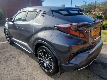 Used Toyota C-HR 2019 for sale - 75676661: Photo