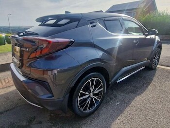 Used Toyota C-HR 2019 for sale - 75676661: Photo