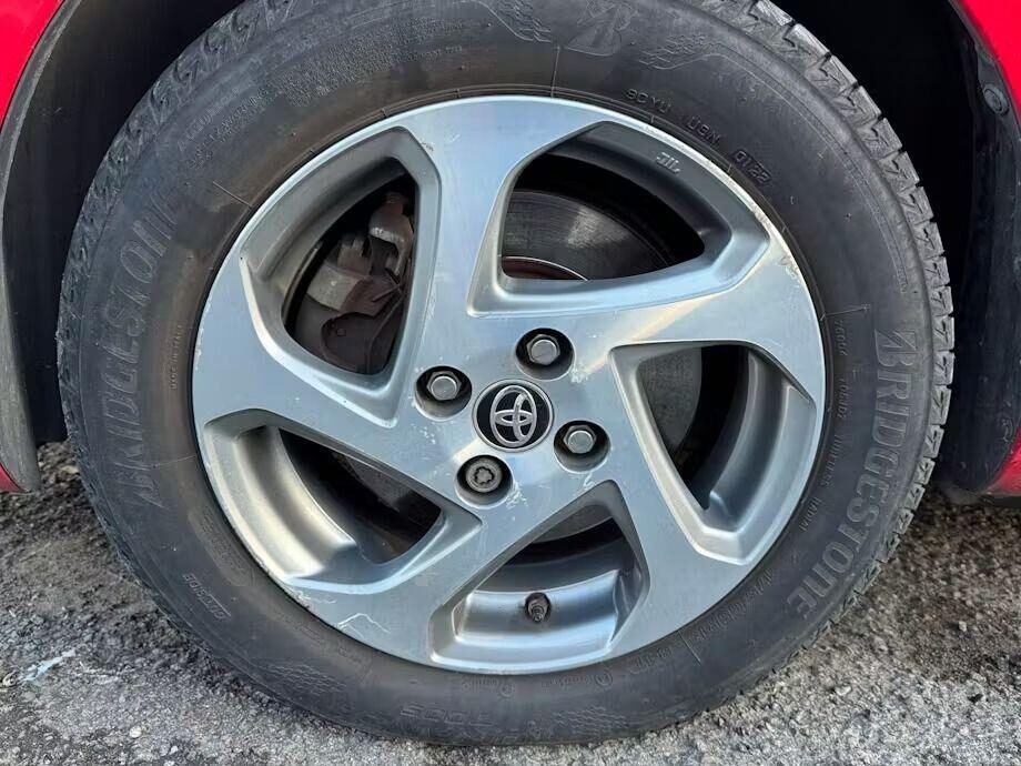 Used Toyota Yaris 2015 for sale - 77159171: Photo 9