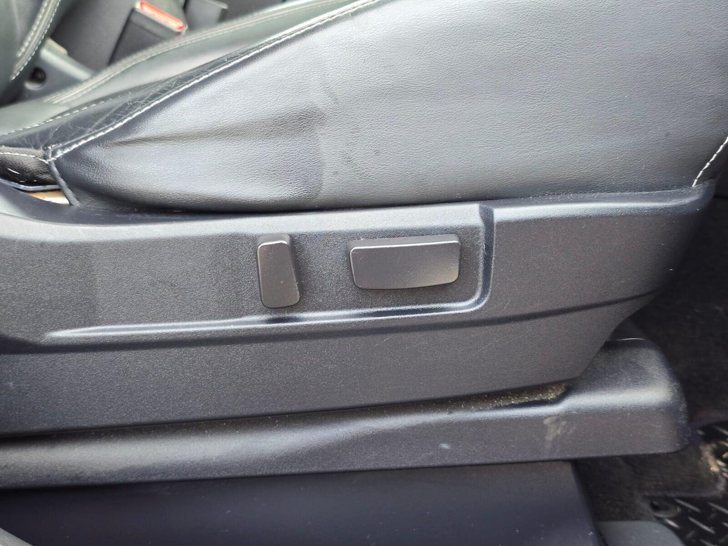 Used Mitsubishi Outlander 2016 for sale - 75948168: Photo 25