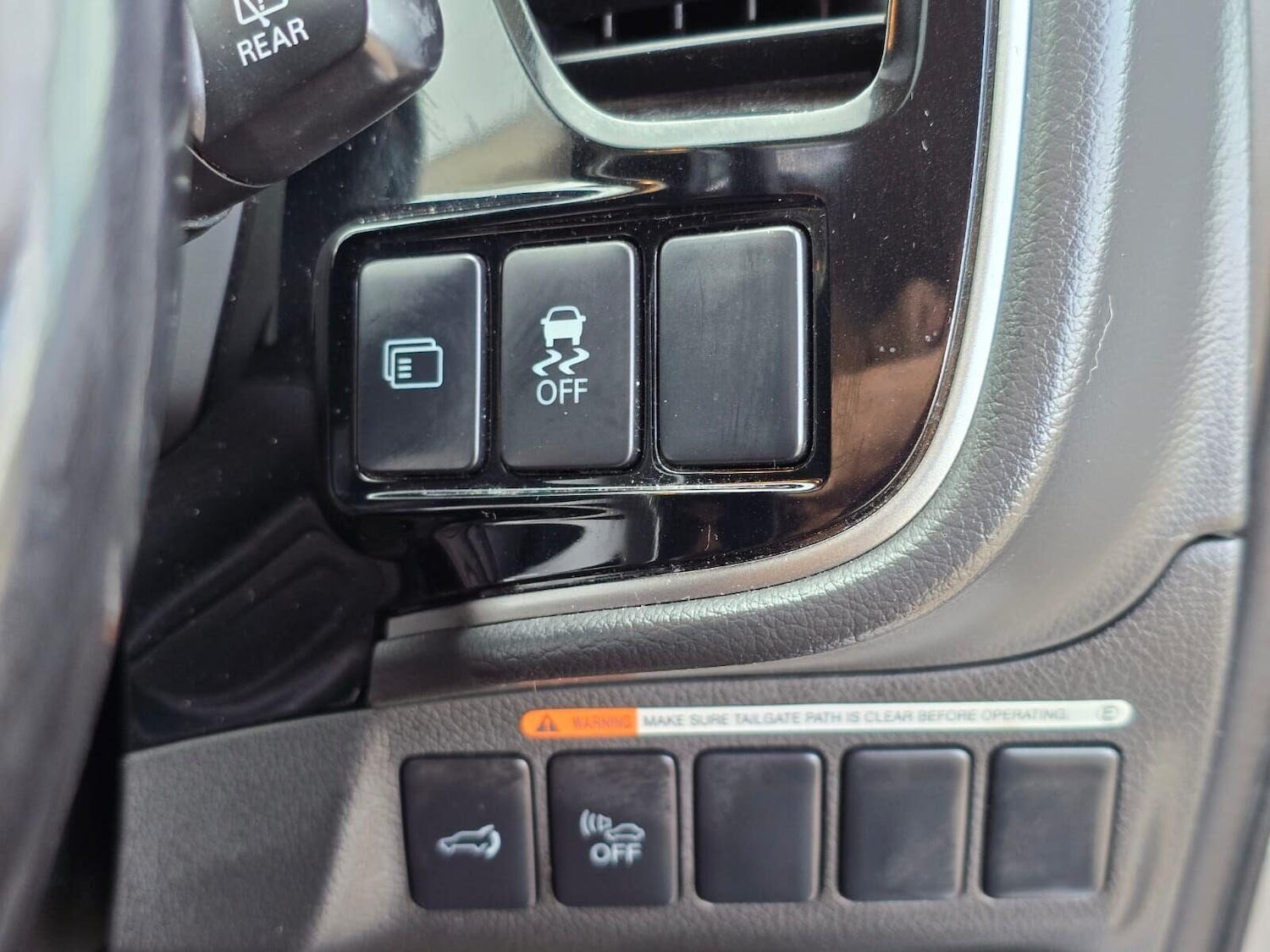 Used Mitsubishi Outlander 2016 for sale - 75948168: Photo 28