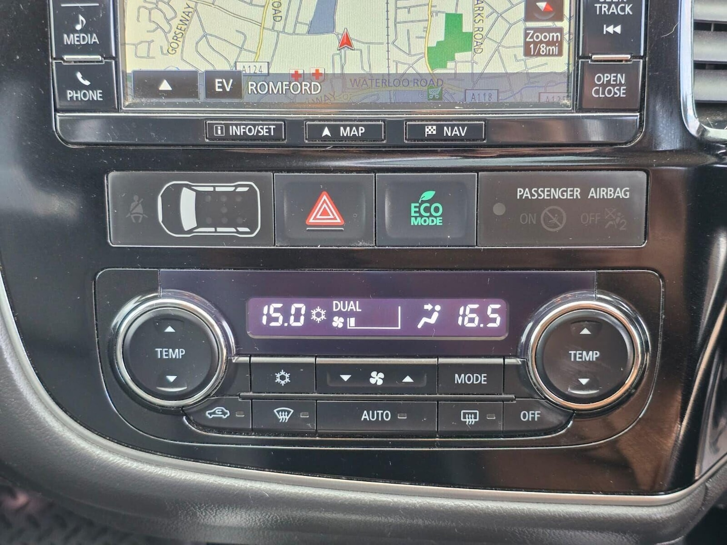 Used Mitsubishi Outlander 2016 for sale - 75948168: Photo 33