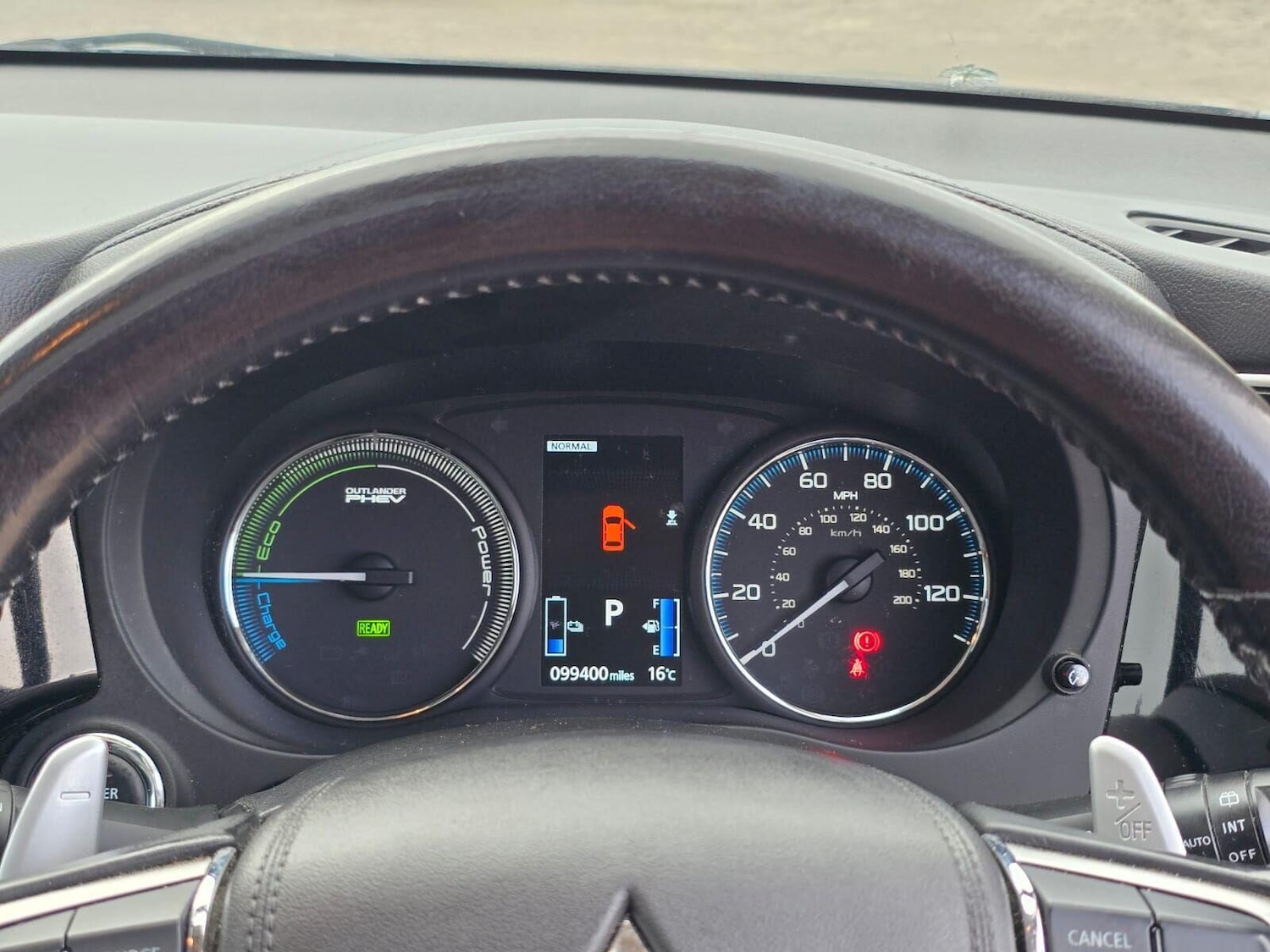 Used Mitsubishi Outlander 2016 for sale - 75948168: Photo 36