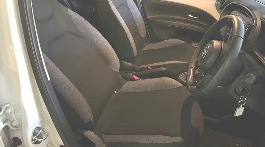 Used Toyota Aygo X 2023 for sale - 77616178: Photo 5