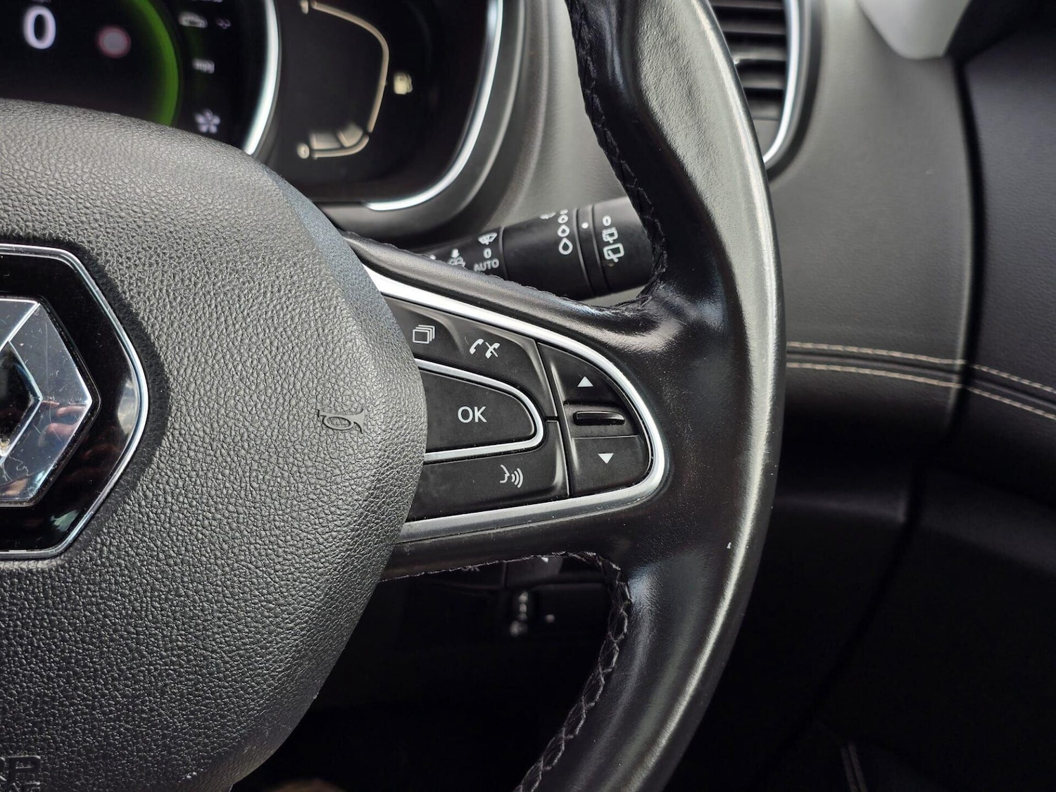 Used Renault Grand Scenic 2018 for sale - 77628879: Photo 29