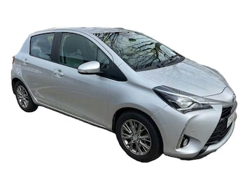 Used Toyota Yaris 2018 for sale - 77997124: Photo