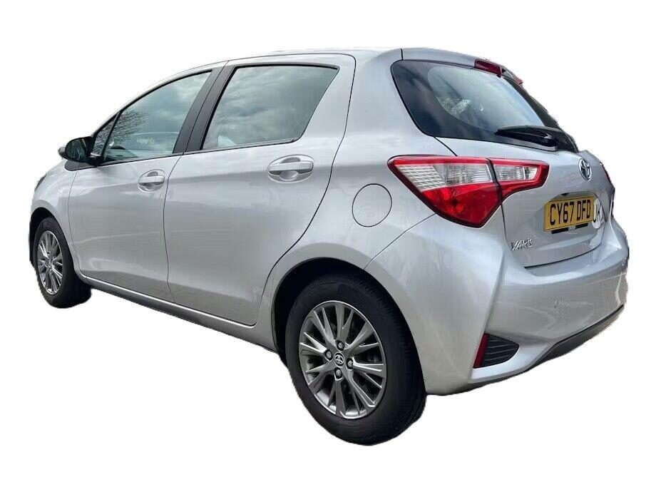 Used Toyota Yaris 2018 for sale - 77997124: Photo 3