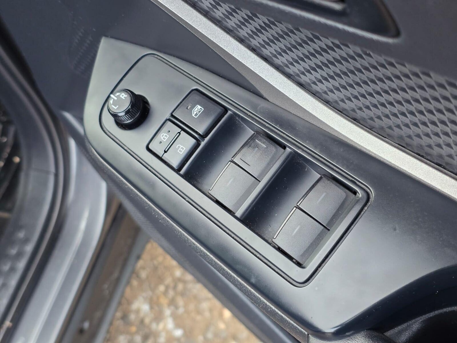 Used Toyota C-HR 2020 for sale - 76891678: Photo 52