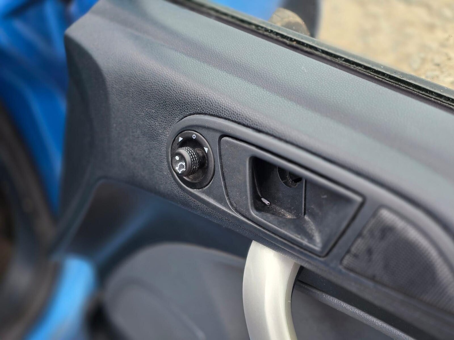 Used Ford Fiesta 2010 for sale - 77124095: Photo 23