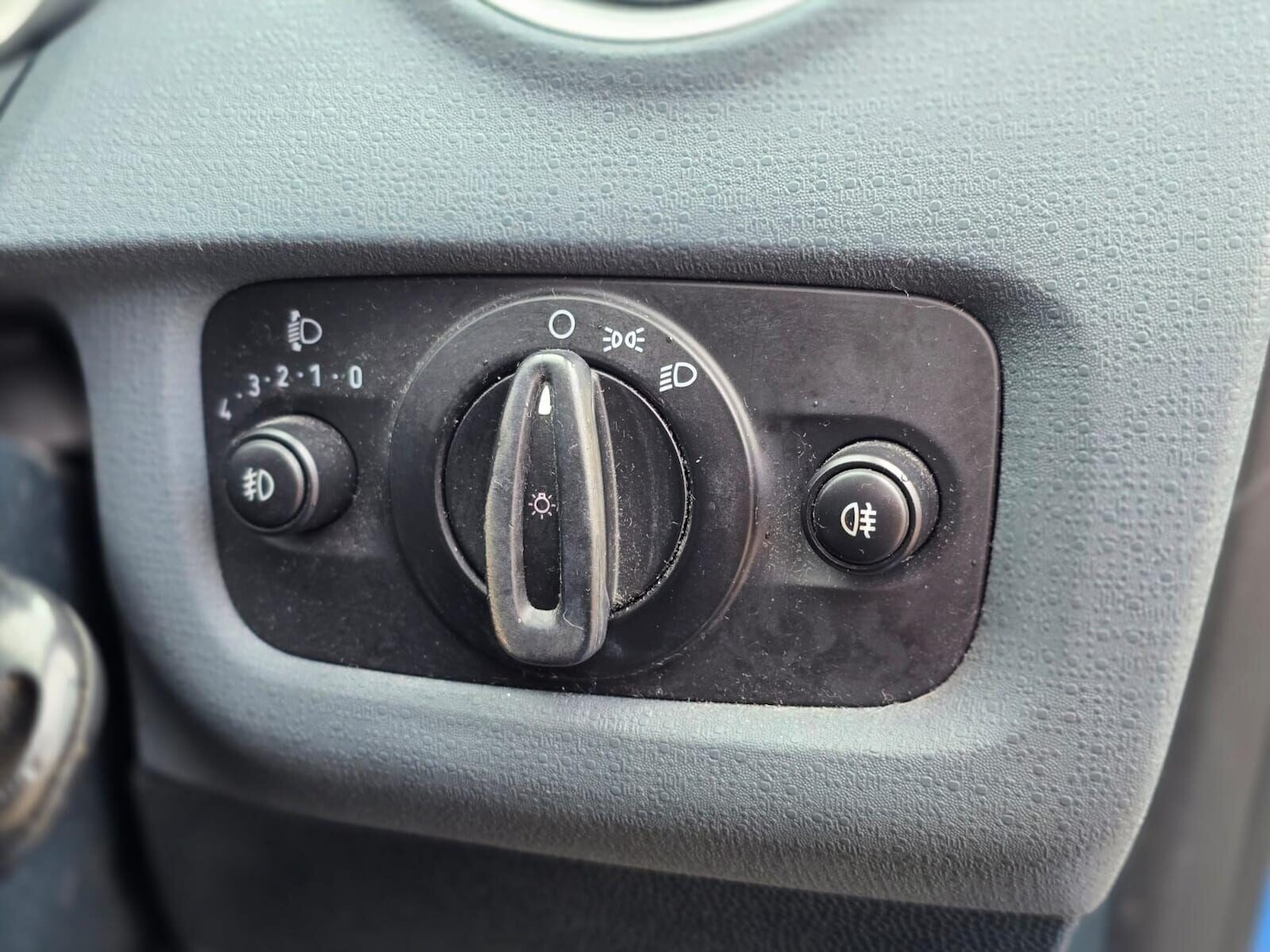 Used Ford Fiesta 2010 for sale - 77124095: Photo 24