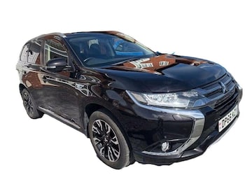 Used Mitsubishi Outlander 2017 for sale - 78703079: Photo