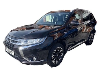 Used Mitsubishi Outlander 2017 for sale - 78703079: Photo