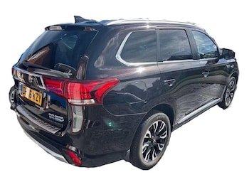 Used Mitsubishi Outlander 2017 for sale - 78703079: Photo