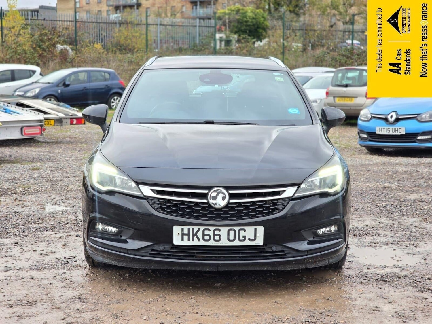 Used Vauxhall Astra 2017 for sale - 76453710: Photo 2