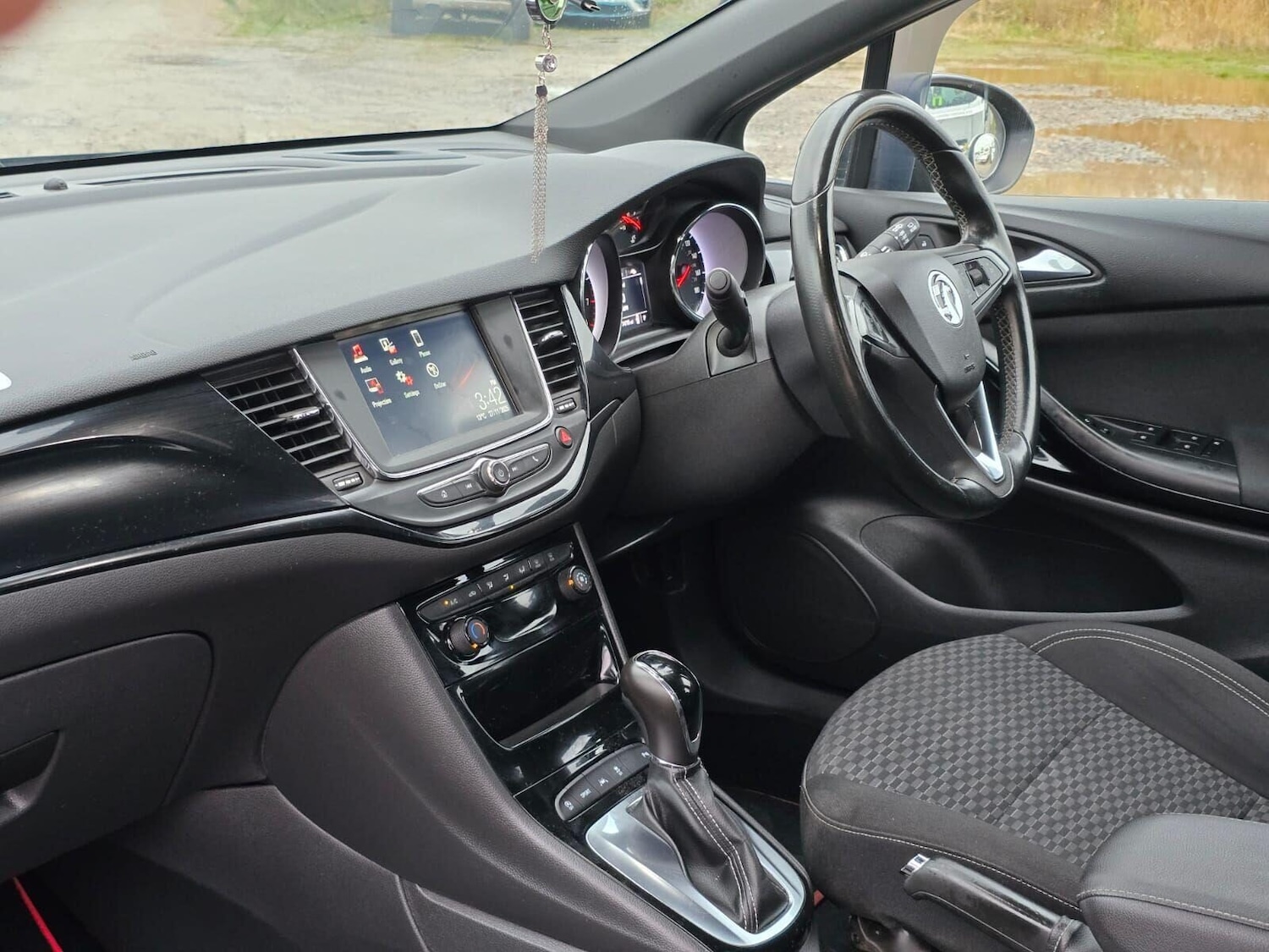 Used Vauxhall Astra 2017 for sale - 76453710: Photo 23