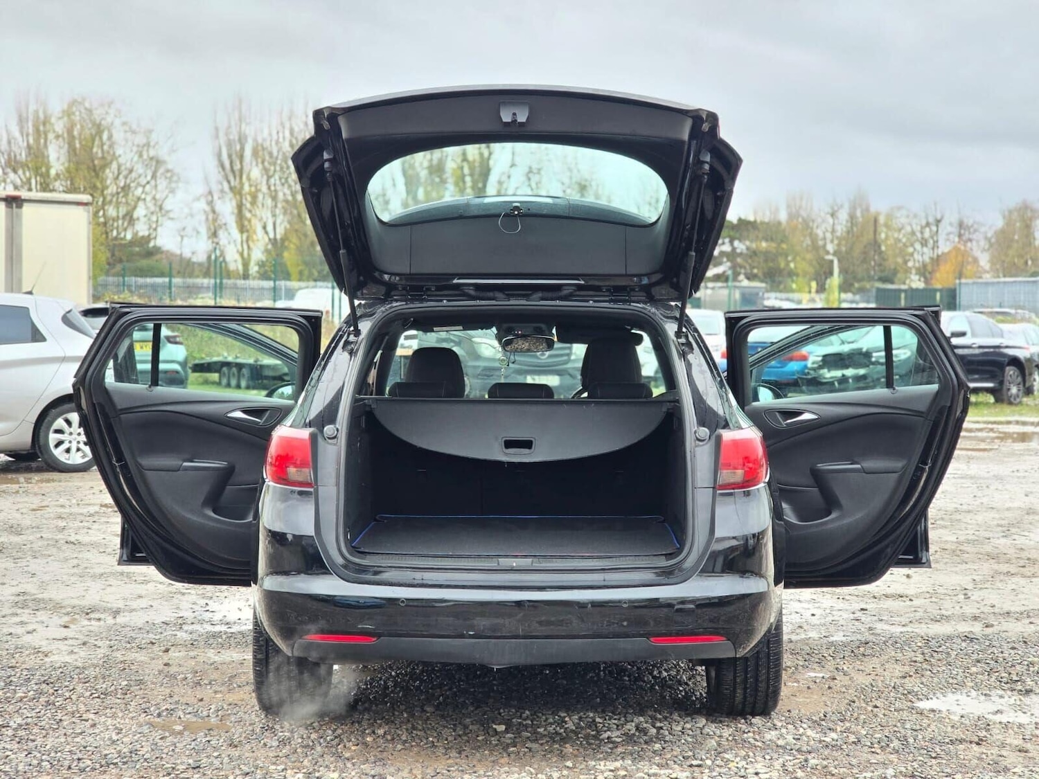 Used Vauxhall Astra 2017 for sale - 76453710: Photo 36