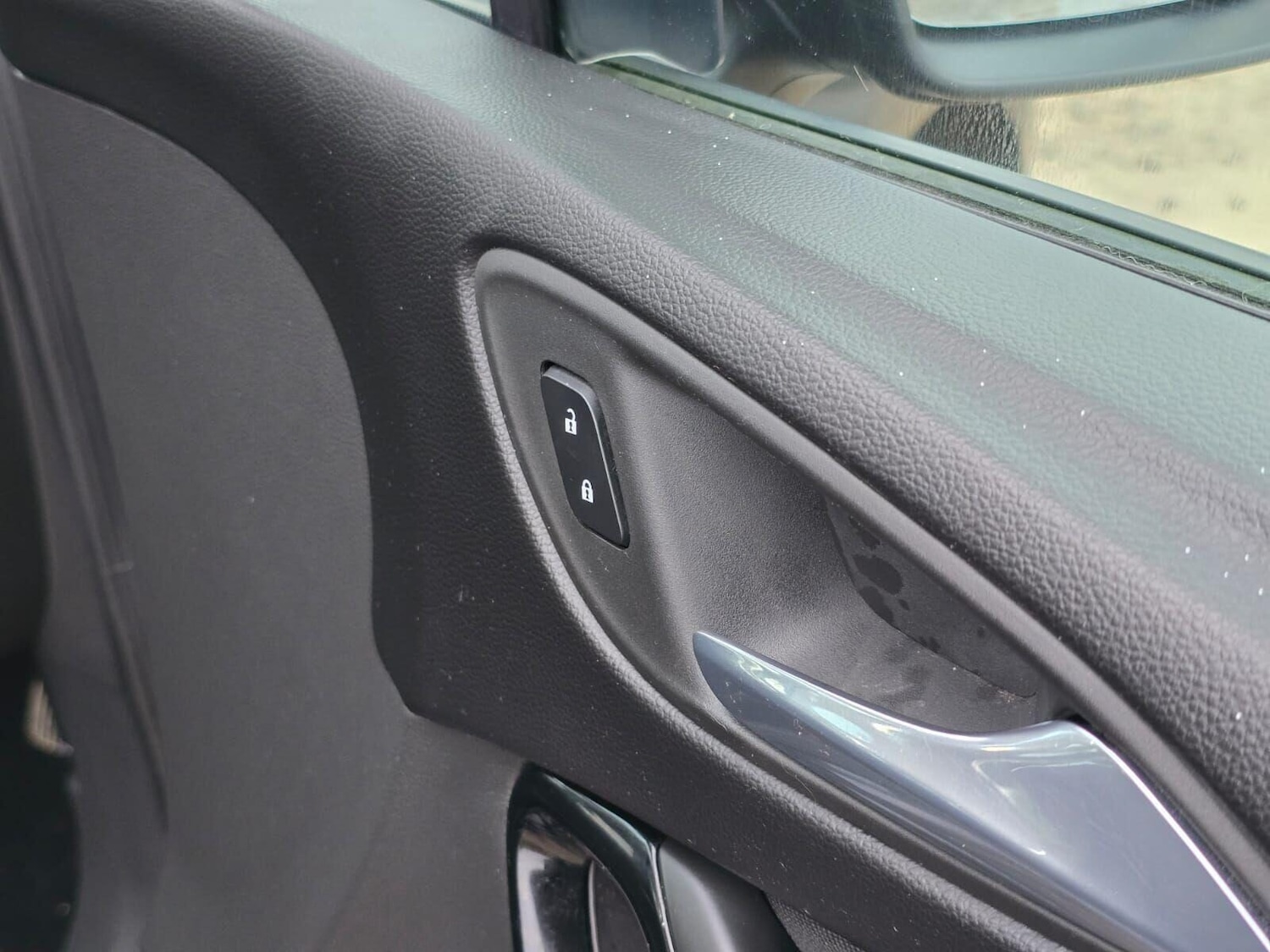 Used Vauxhall Astra 2017 for sale - 76453710: Photo 59