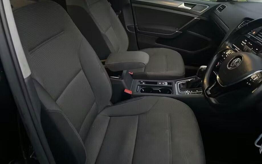 Used Volkswagen Golf 2018 for sale - 77382221: Photo 6