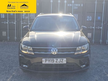 Used Volkswagen Tiguan 2019 for sale - 78906928: Photo