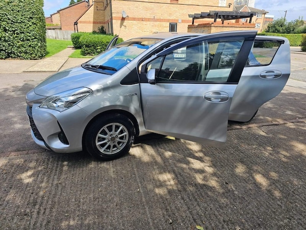 Used Toyota Yaris 2018 for sale - 75426639: Photo 16