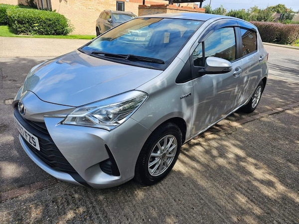 Used Toyota Yaris 2018 for sale - 75426639: Photo 19