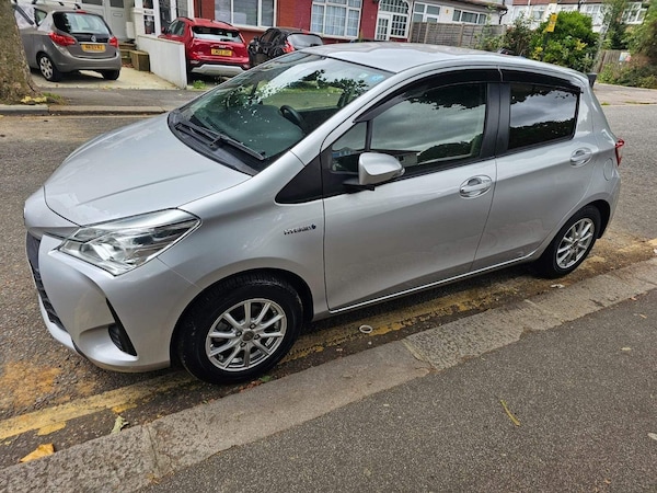 Used Toyota Yaris 2018 for sale - 75426639: Photo 24